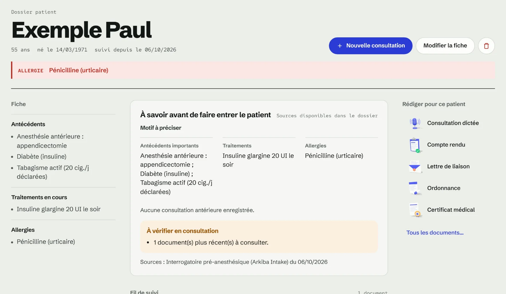 Dossier d'un patient fictif : allergie signalée, antécédents, préparation de la consultation et fil de suivi.